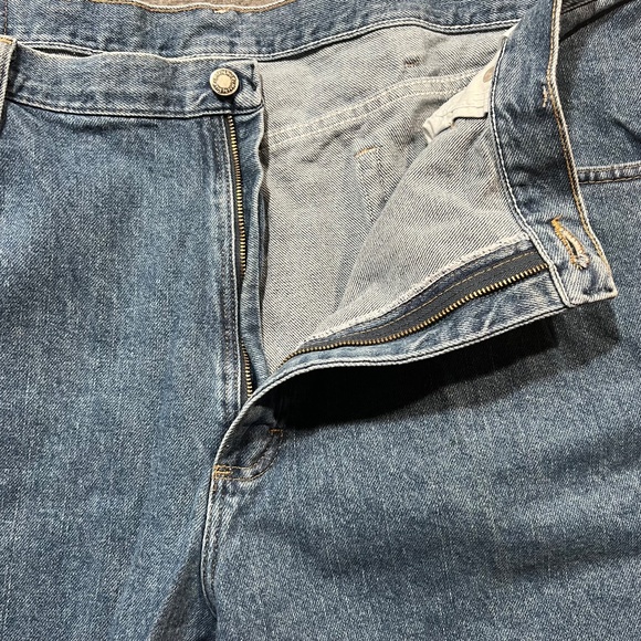 Wrangler Authentics Men Cotton Relaxed Fit Mid Wash Jeans Size 42 x 32 - Picture 5 of 9